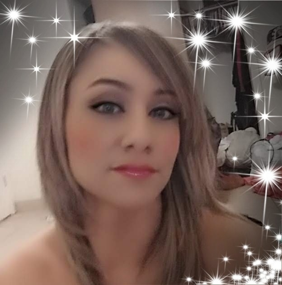 Meet your Posher, Jlynn